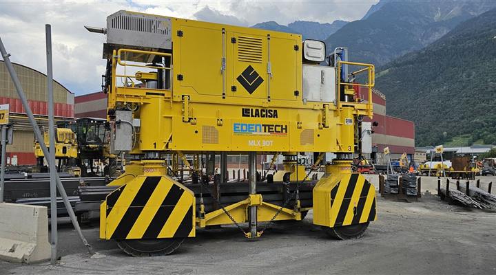 MOBILIFT 30 t for hot billet handling, Italy