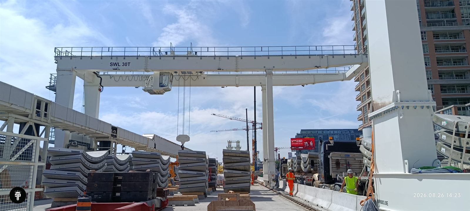 Gantry crane SWL 30 t on a tunnel construction site, Toronto