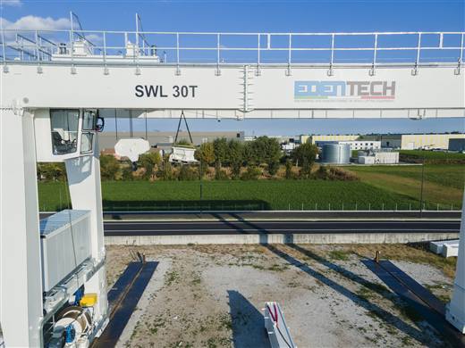 Two gantry cranes 30+10 t — transit shaft, Toronto