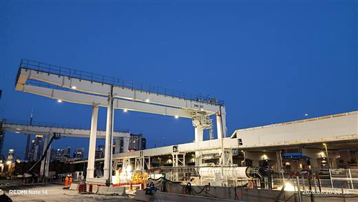 Two gantry cranes 30+10 t — transit shaft, Toronto
