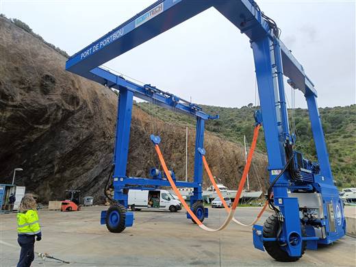 Marine Hoist 30 t — for sailing boats
