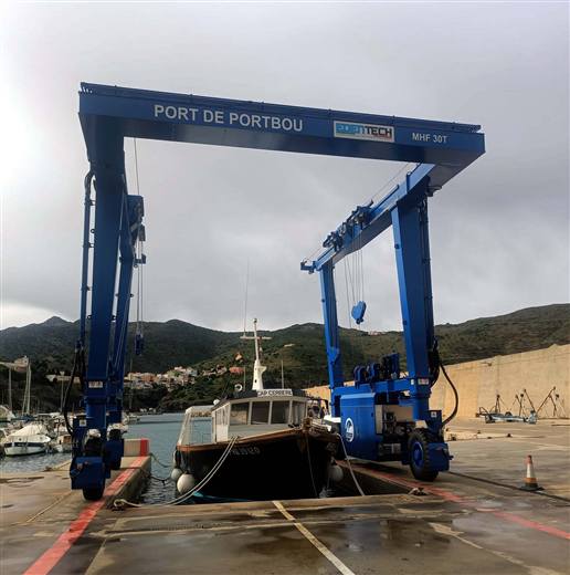 Marine Hoist 30 t — for sailing boats