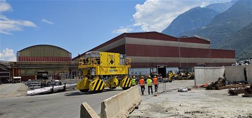Two MOBILIFT 30 t — hot billet handling for a steel mill