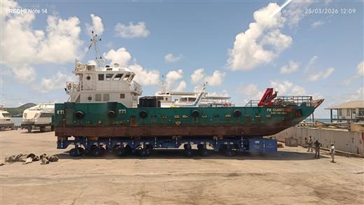 Boat trailer 200 t for boats and catamarans