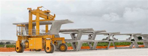 MOBILIFT 100 t carrying a precast beam (archive photo)