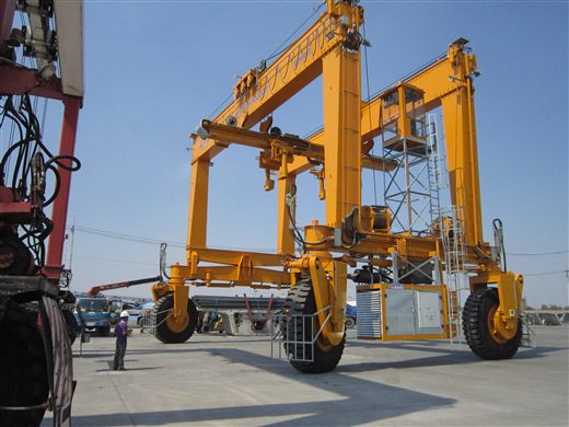 MOBILIFT with lifting beam and elevated cabin (archive photo)